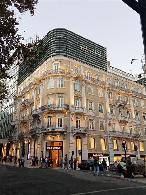 lisbon louis vuitton